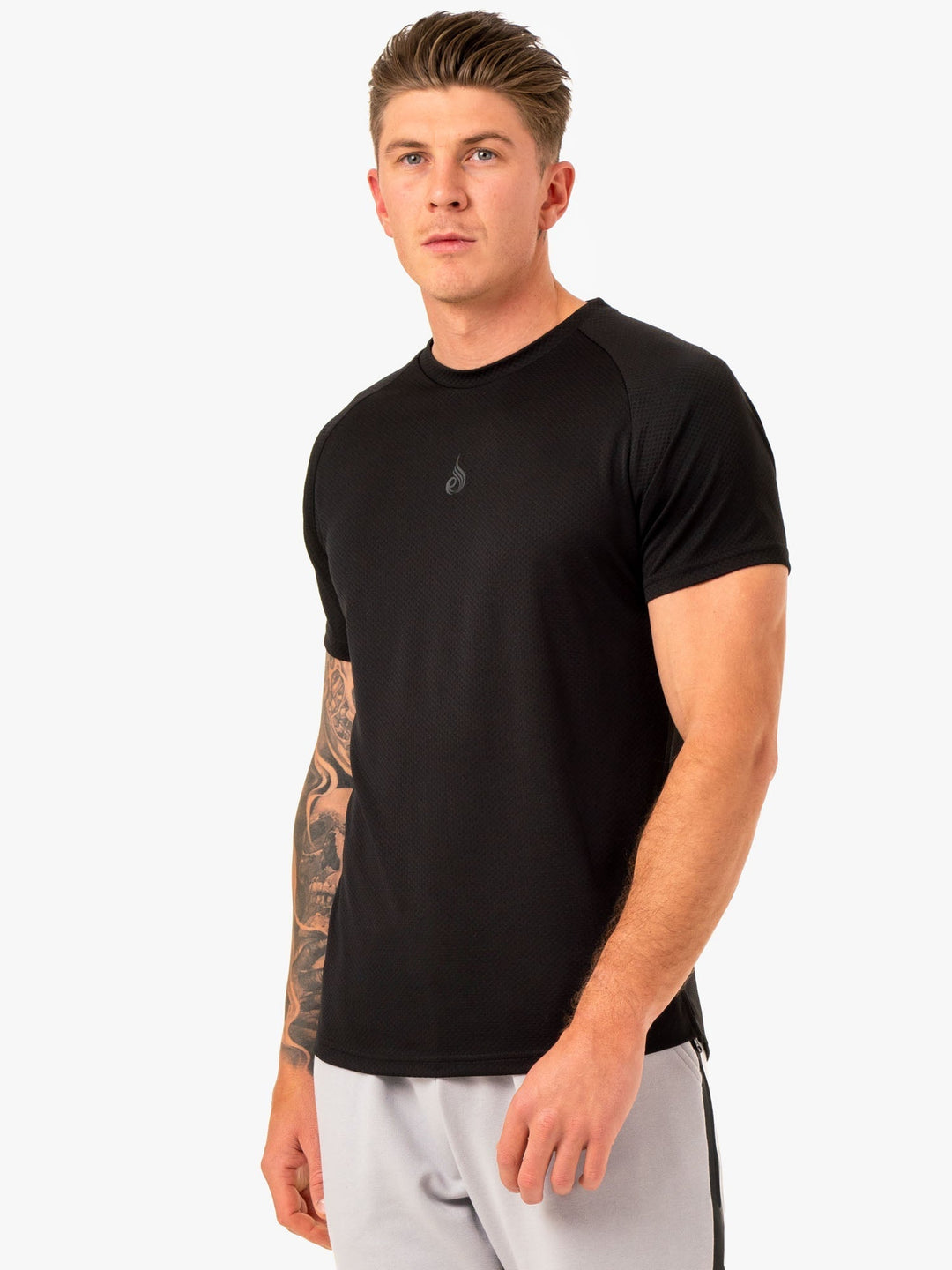 Enhance T-Shirt - Black Clothing Ryderwear 