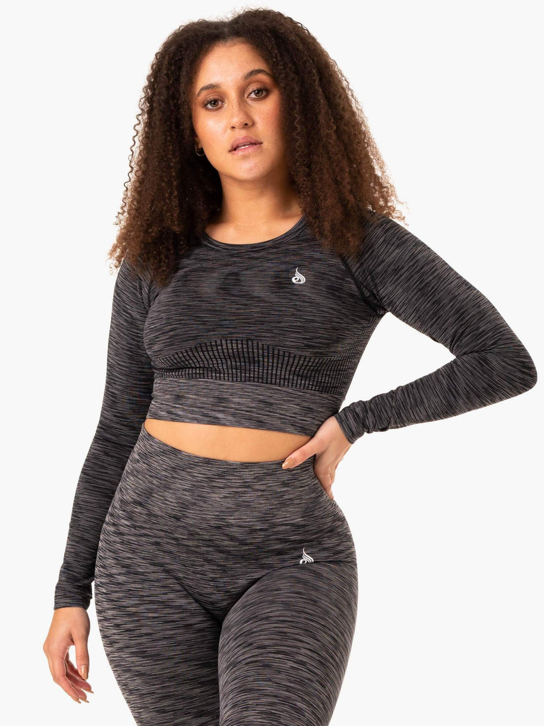 Evolve Seamless Long Sleeve Top - Black Clothing Ryderwear 