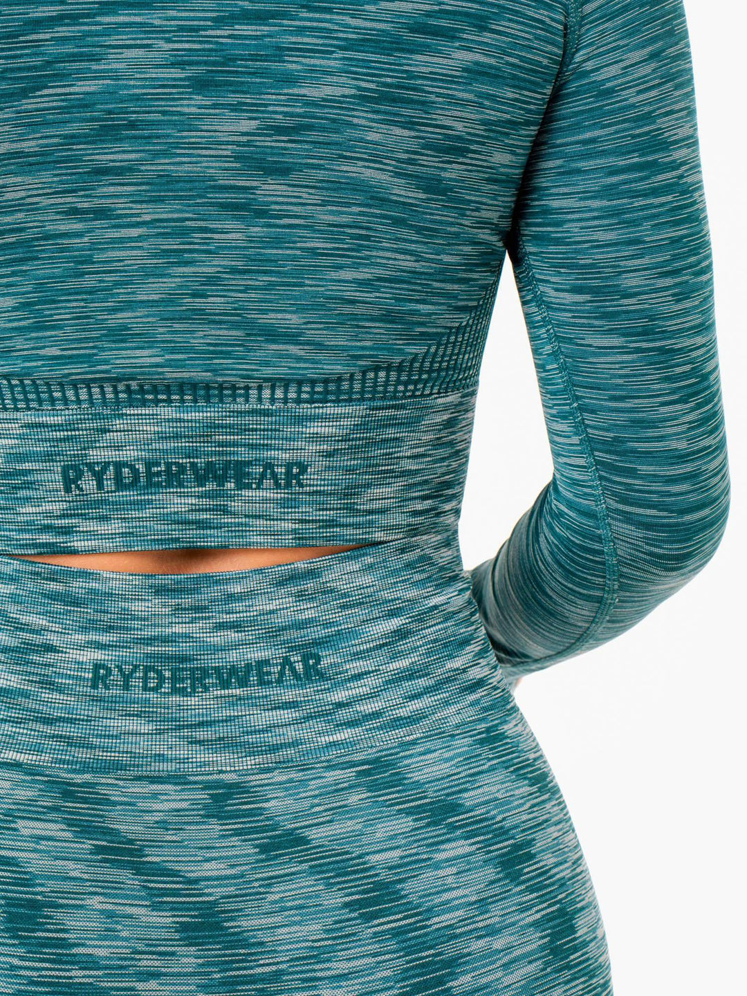 Evolve Seamless Long Sleeve Top - Teal Clothing Ryderwear 