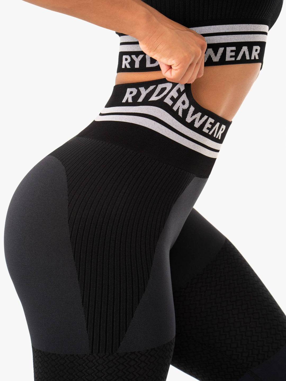 Freestyle Seamless High Waisted Leggings - Black Clothing Ryderwear 