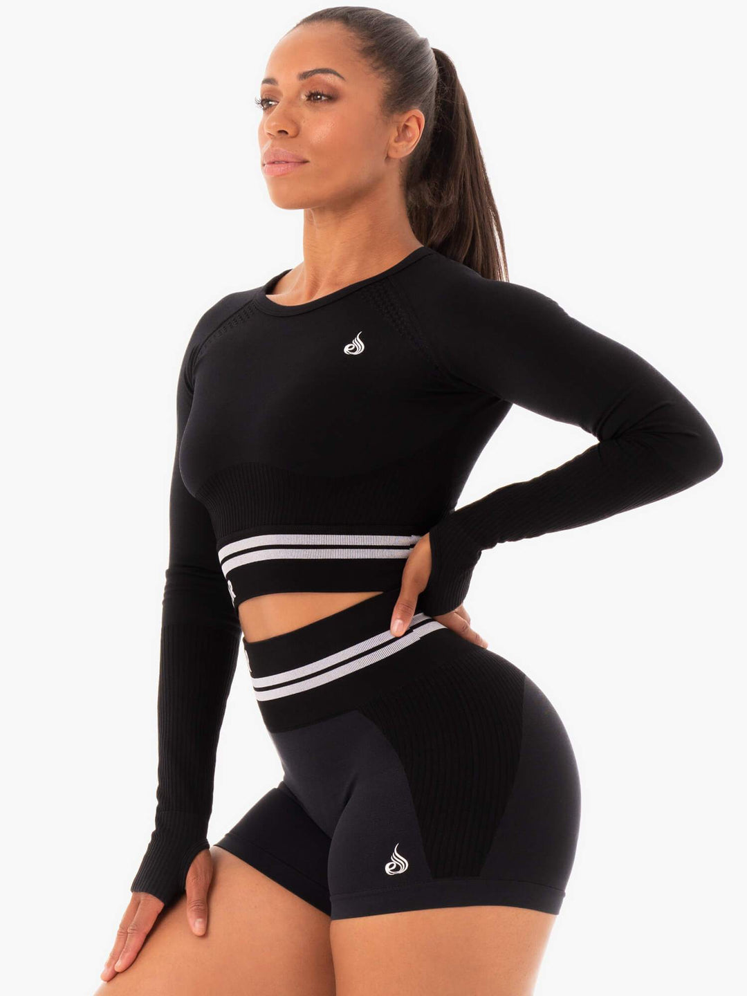 Freestyle Seamless Long Sleeve Crop - Black Clothing Ryderwear 