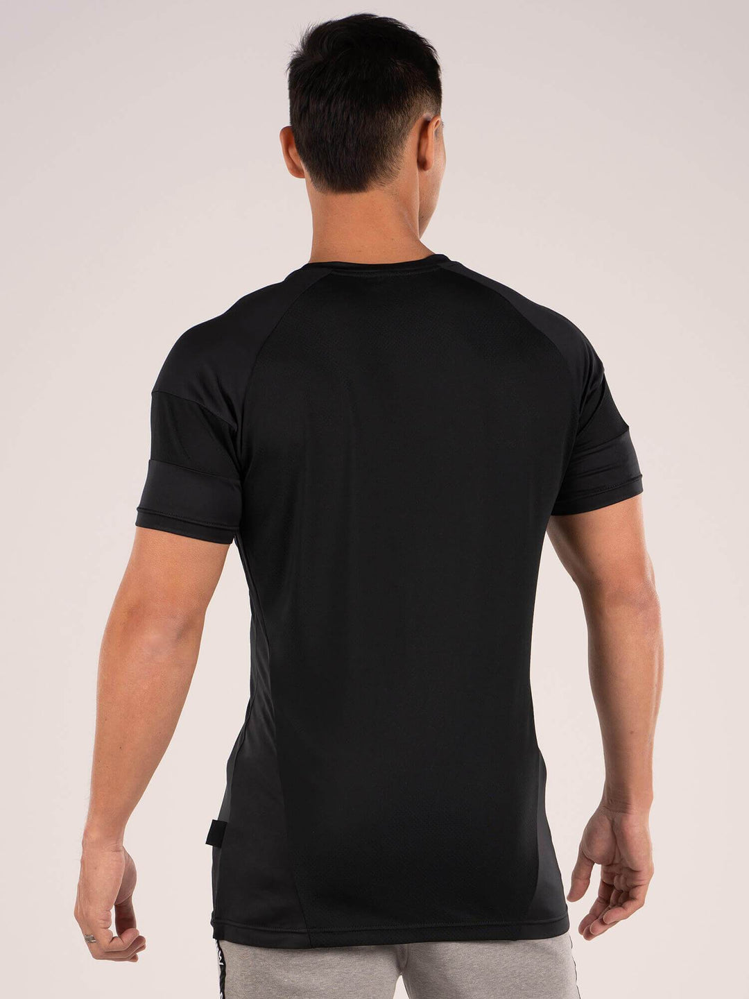 Shield T-Shirt - Black Clothing Ryderwear 