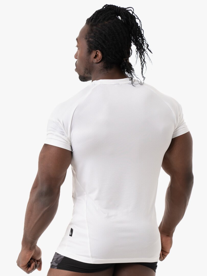 Shield T-Shirt - White Clothing Ryderwear 