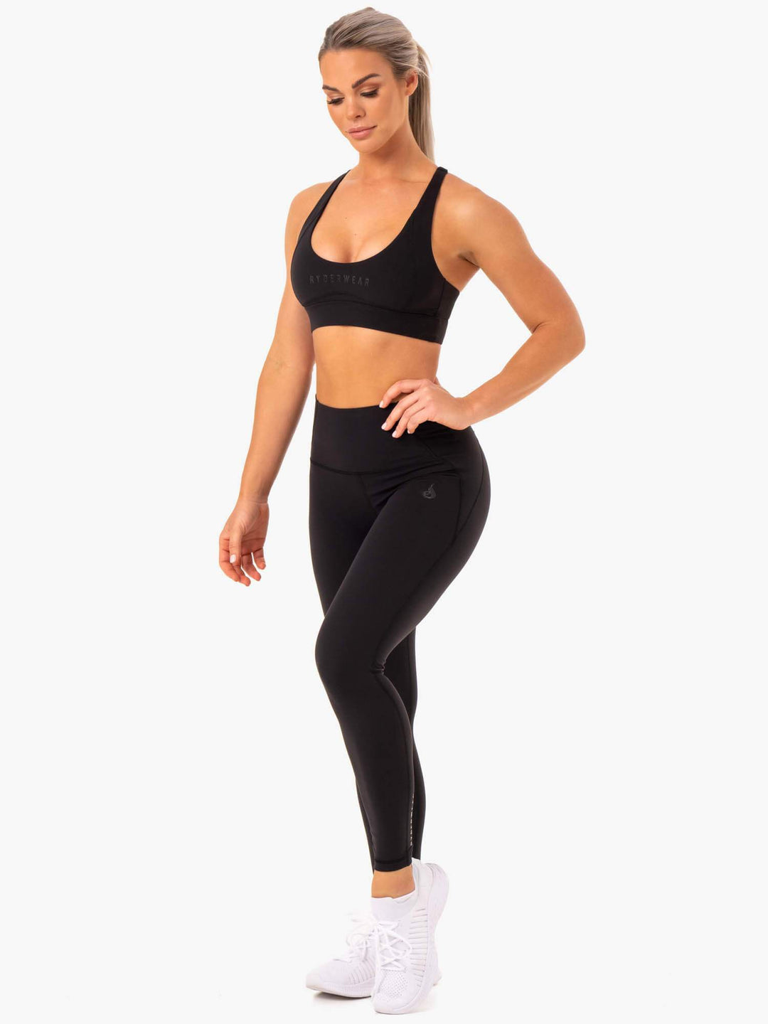 Sola Sports Bra - Black Clothing Ryderwear 